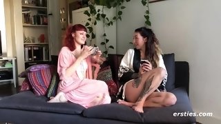 Tempting Babes Have Raunchy Lesbian Fun Amateur Porn