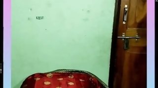 Horny Indian Bhabhi BBW Enjoy Masturbating With Vibrator