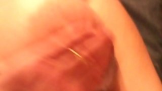 SOLO FEMALE MASTURBATION using PUSSY BEADS. CHUBBY WIFE opens HER WET PUSSY e CUMS HARD.