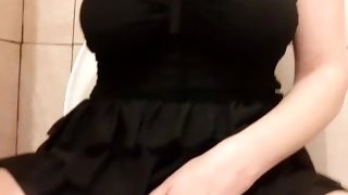 PISSING GIRL, Sexy Black Outfit and I Need to Pee
