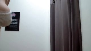 Cock sucking and swallow in dressing room