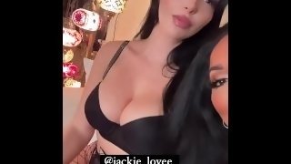 Live lesbian sex show out now- onlyfans: TheOnlyKiaraMia