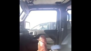 Public car masturbation in the Jeep dick flash