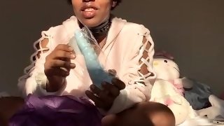 Pupkak3 Tries  dildo for the first time (REVIEW/Teaser)