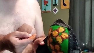 Dong Ross dick painting session: Autumn Flowers Hat