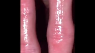 Finger fuck me and make me squirt
