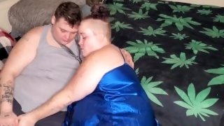 Two bbw lovers have a quickie