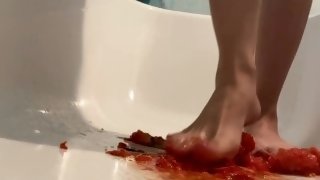 [COMPILATION] COUNTRY GIRL CRUSHES STUFF WITH HER PERFECT LONG TOES