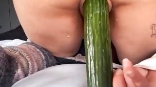 Tight pussy eat cucumber. FOODPLAY.